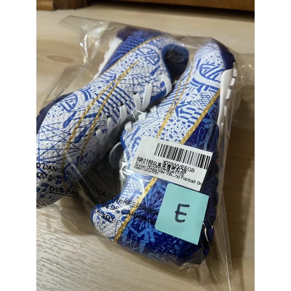 Unbranded Youth‎ Soccer Cleats Size EU 35 Kids 3.5 Approx. Blue White Gold New